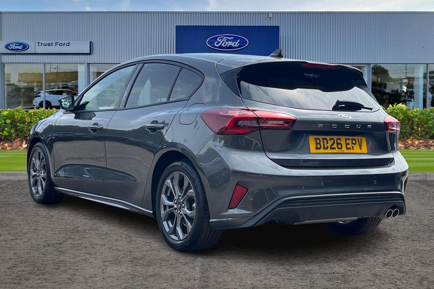 Ford FOCUS Photo 1