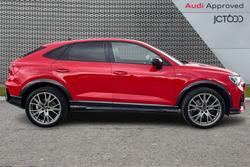 AUDI Q3 Photo 4