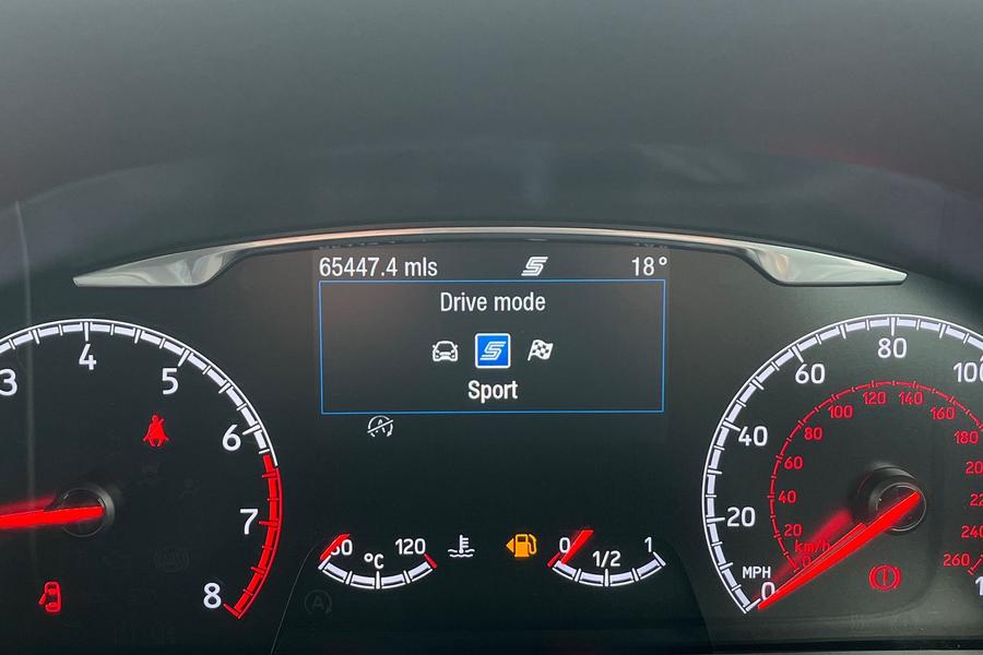 Ford Fiesta Photo autoimg-1c00f3fb2d4142cc18536a8903052e7a55bc9efe.jpg