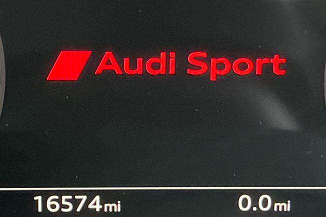 AUDI RS7 Photo 15