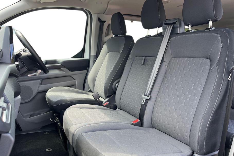 Used Ford TOURNEO CUSTOM WR26PJO 10