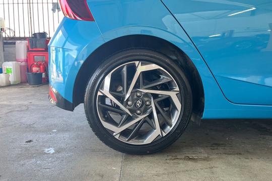 Hyundai i20 Photo autoimg-1c03f8e66e8a7949a0d894dd221659a26462facf.jpg