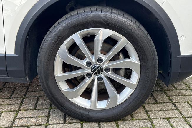 VOLKSWAGEN T-Roc Photo 21