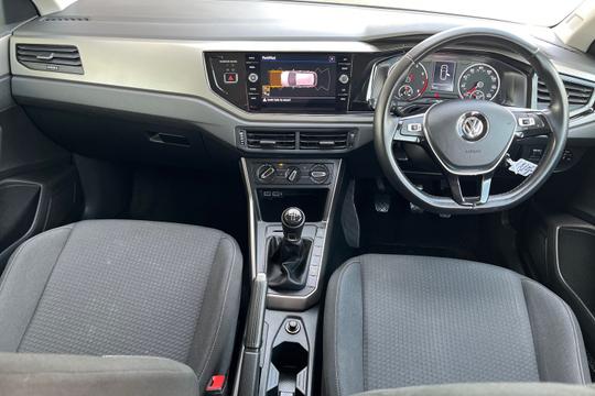 Volkswagen Polo Photo autoimg-1c04fd928125c50ec82f0b97706df3bf484399e3.jpg