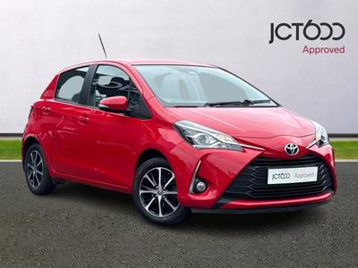 2019 TOYOTA Yaris 1.5 VVT-i Icon Tech Hatchback 5dr Petrol CVT Euro 6 (111 ps) at JCT600