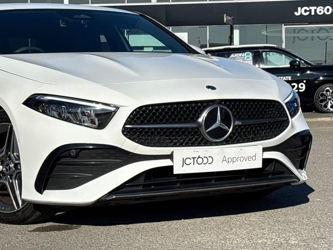 MERCEDES-BENZ A Class Photo 22