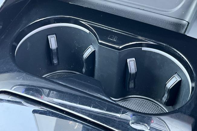 AUDI A4 Photo 28