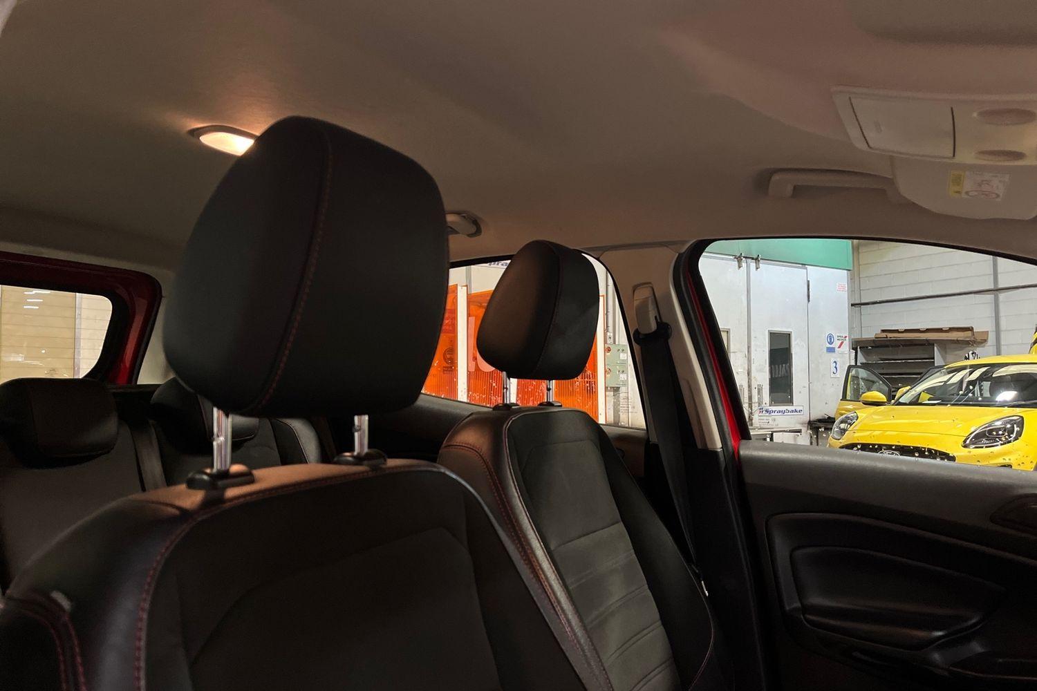 Ford ECOSPORT Photo 16