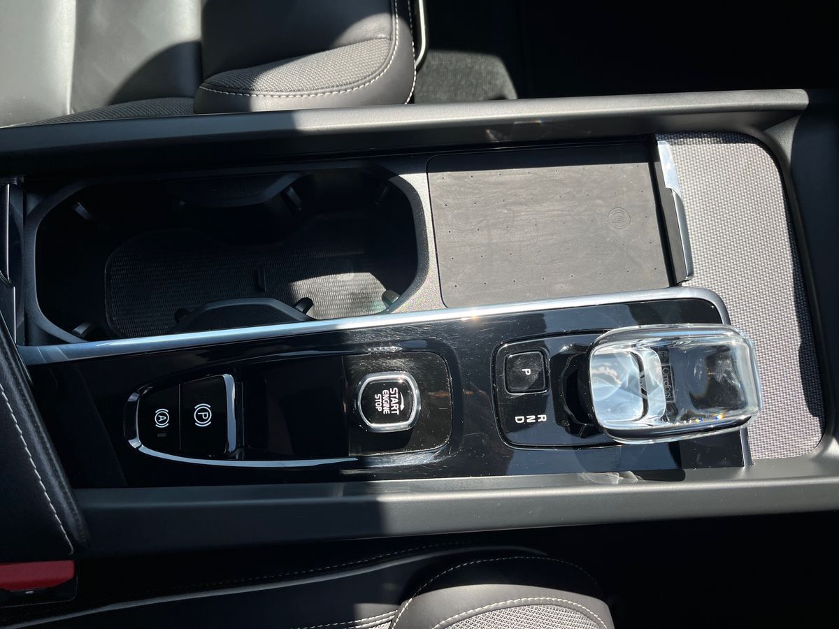 Volvo XC60 Photo 36