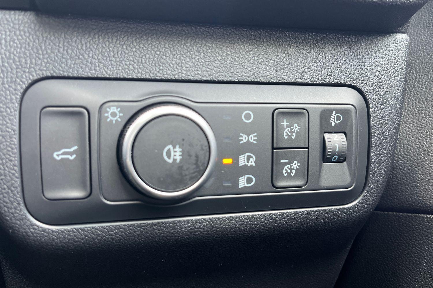 Ford KUGA Photo 29