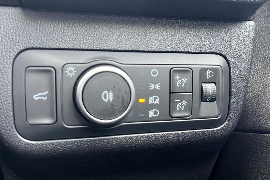 Ford KUGA Photo autoimg-1c1894f095ff102d221ce2c46602aecdbacb6d5b.jpg