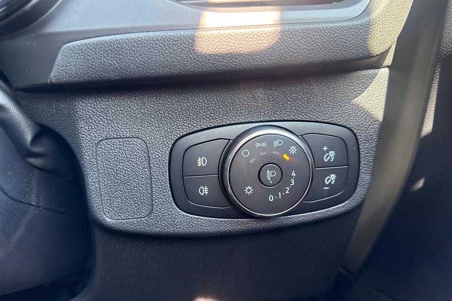 Ford FOCUS Photo autoimg-1c19065fde7c11d72936cc043f01944e7974c02a.jpg