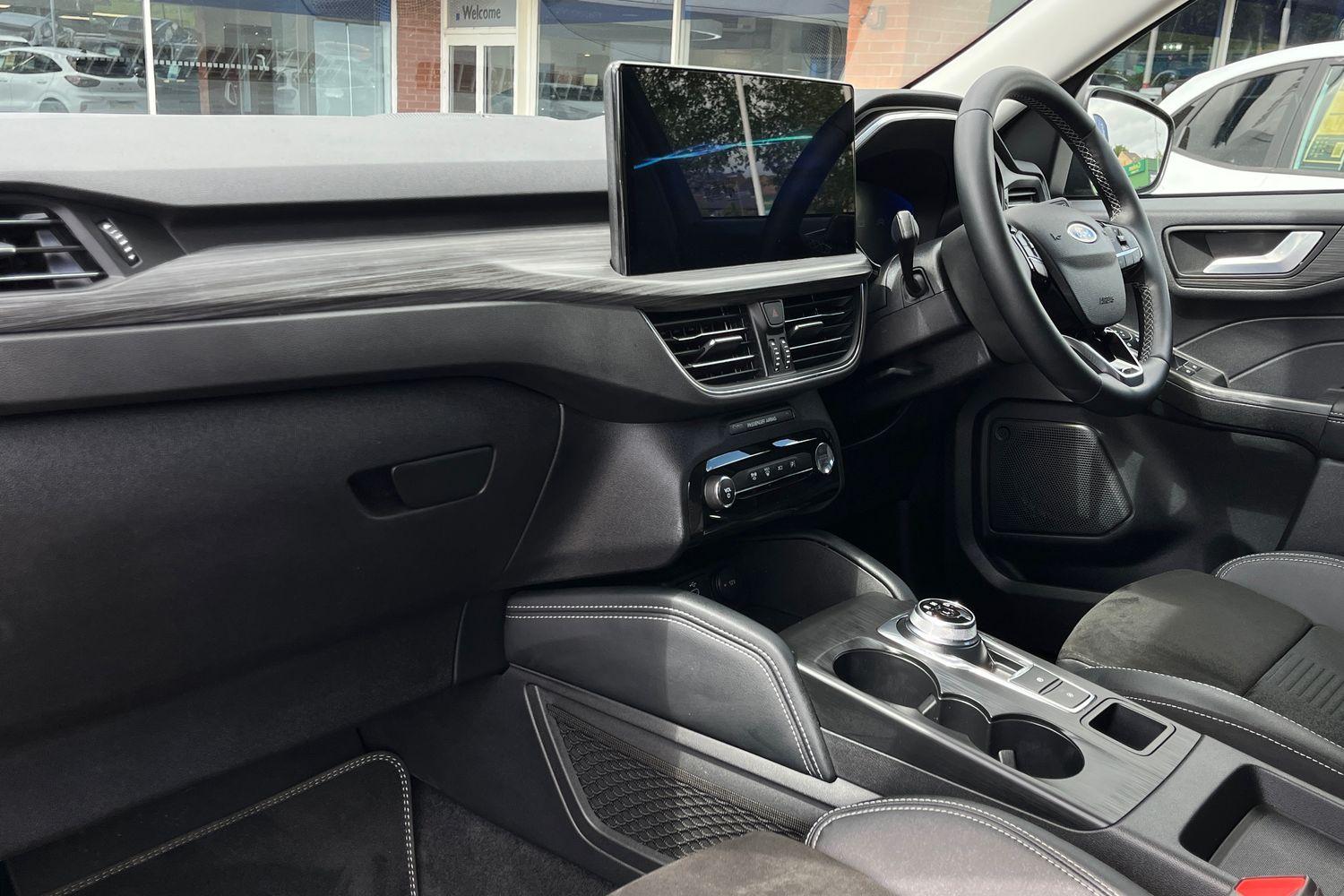 Ford KUGA Photo 17