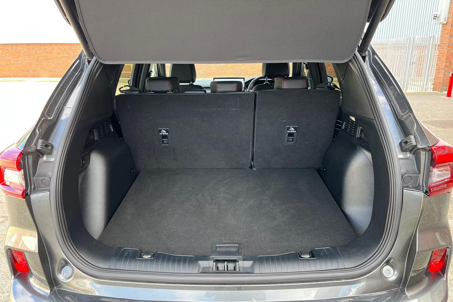 Ford Kuga Photo autoimg-1c1bfb00ebc2538cb80db37985c310394629e6fa.jpg