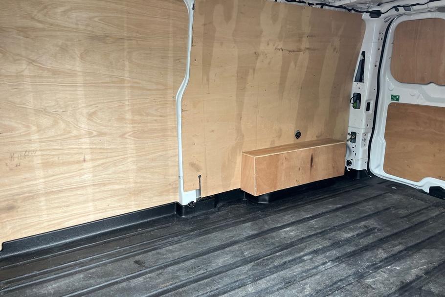 Used Ford TRANSIT CUSTOM CA74EOH 4