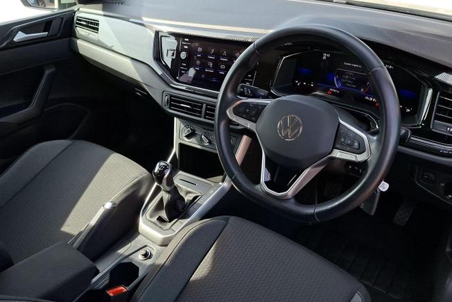 VOLKSWAGEN Polo Photo 6