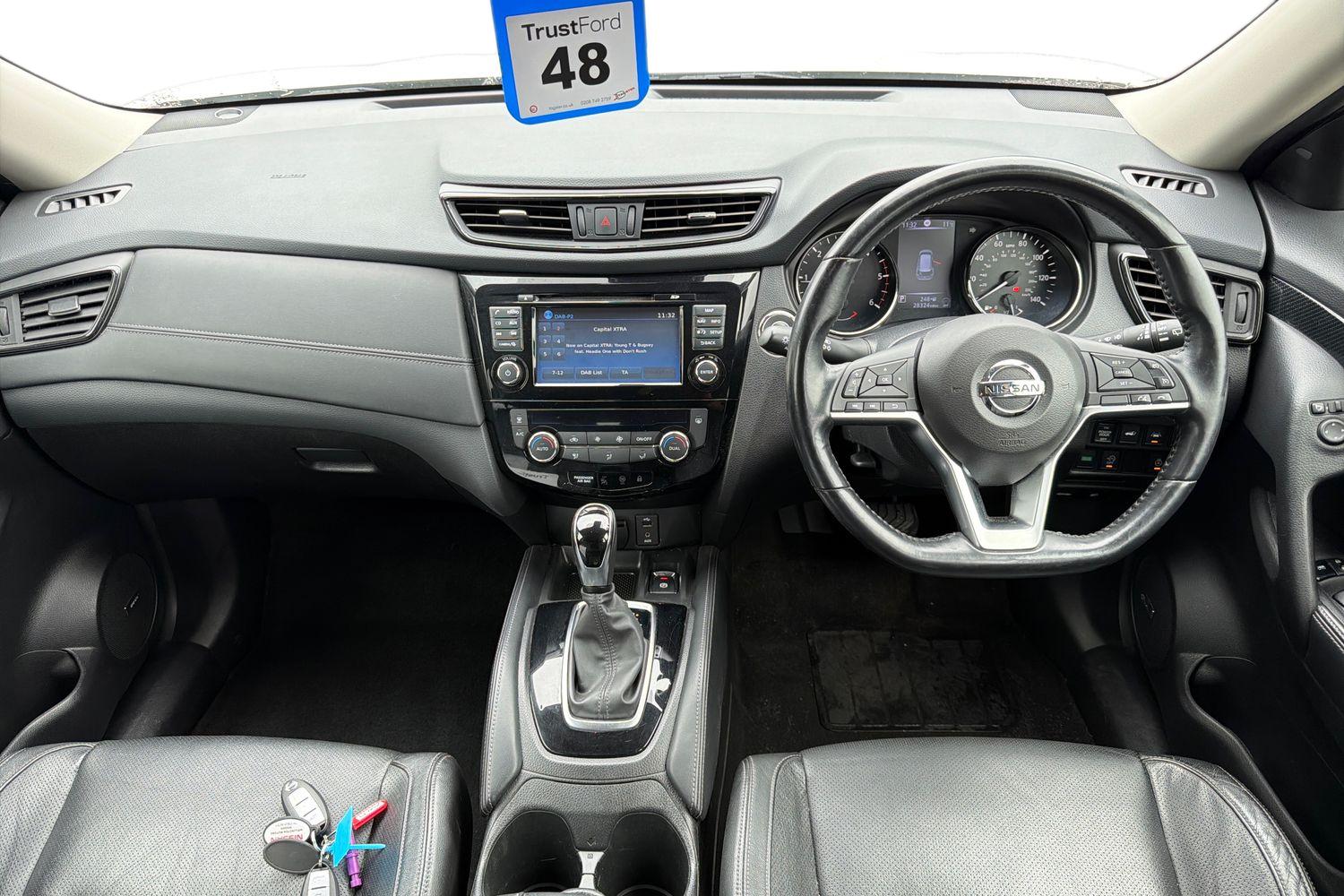 Nissan X-TRAIL Photo 9