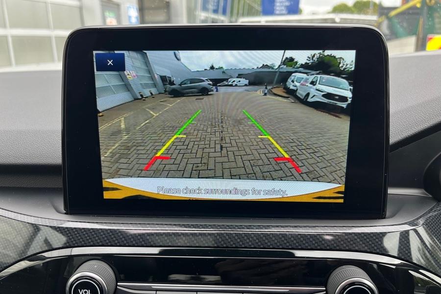 Ford KUGA Photo autoimg-1c251235548ffd6fb3743fab5979f7e9579f4ea7.jpg