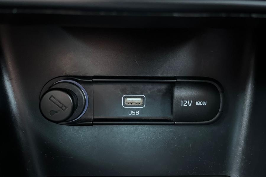 Kia SPORTAGE Photo autoimg-1c2779457b0e8e6191fb117c02eaaa8ef5b409cb.jpg