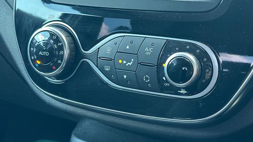 Renault Captur Photo autoimg-1c27dd14436e920500fdd8876576b497ffc10600.jpg