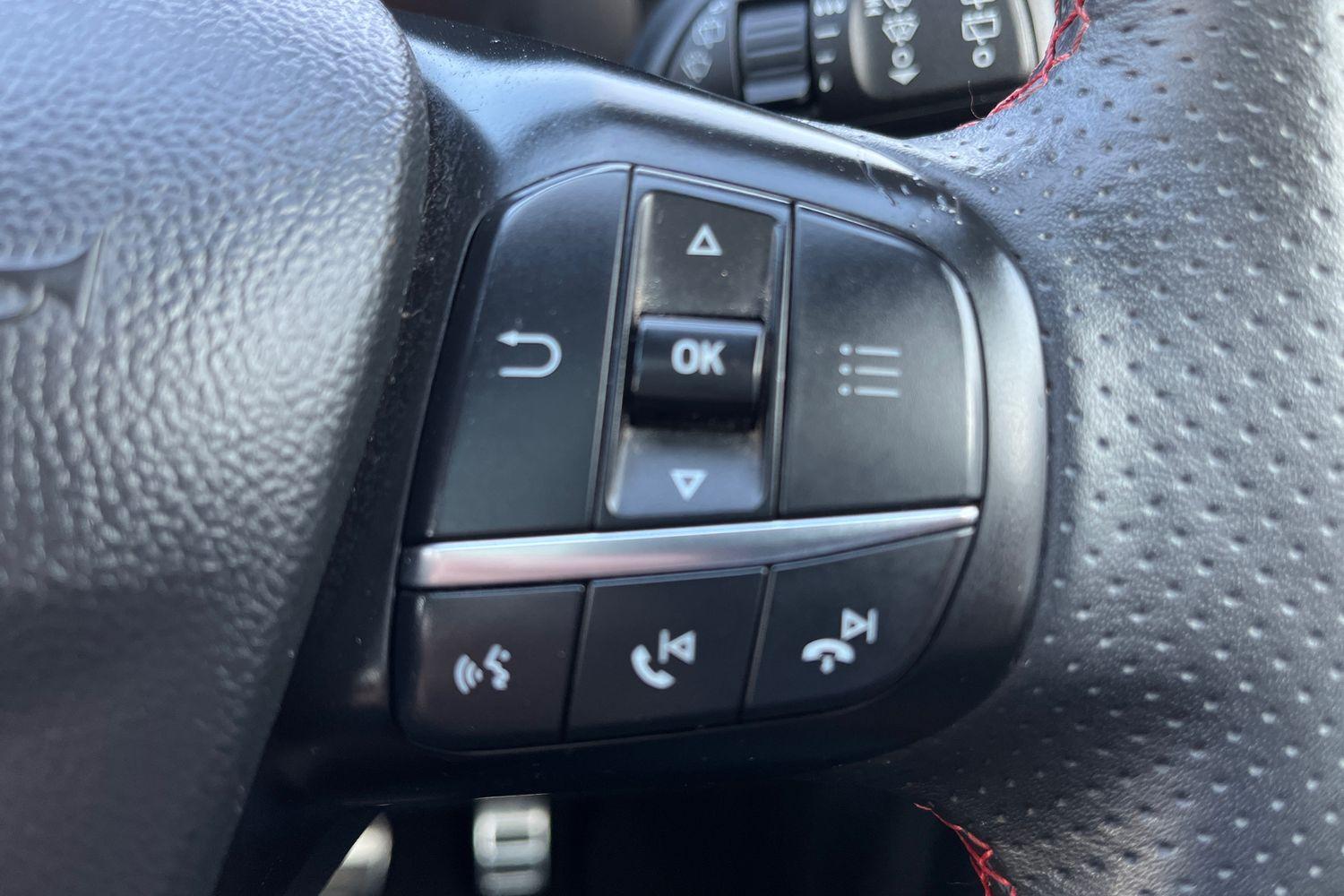 Ford KUGA Photo 27