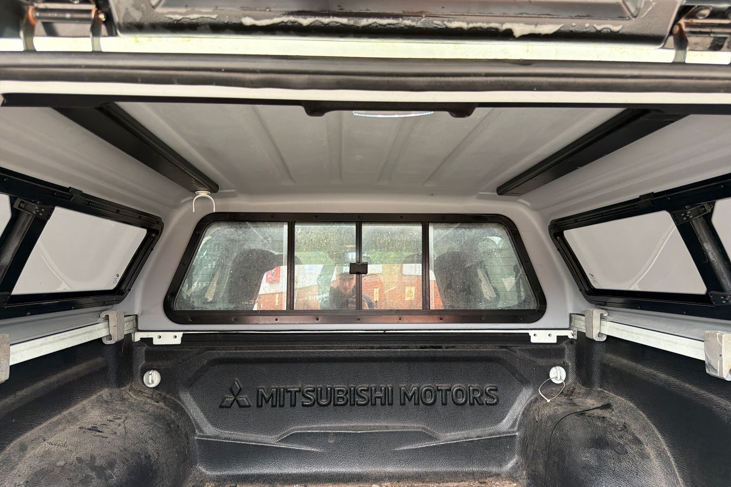 Mitsubishi L200 Photo 3