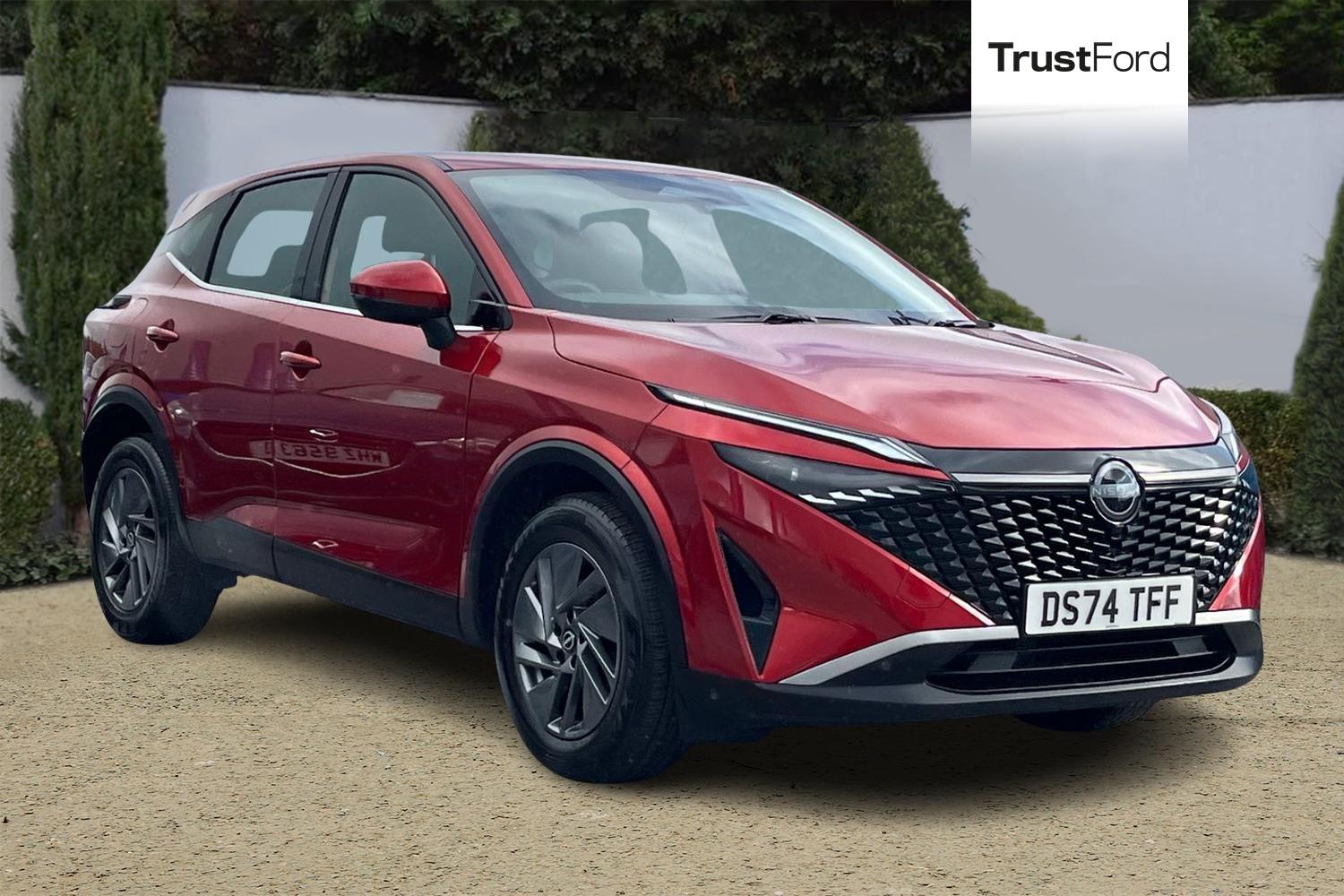 Nissan QASHQAI Photo 0