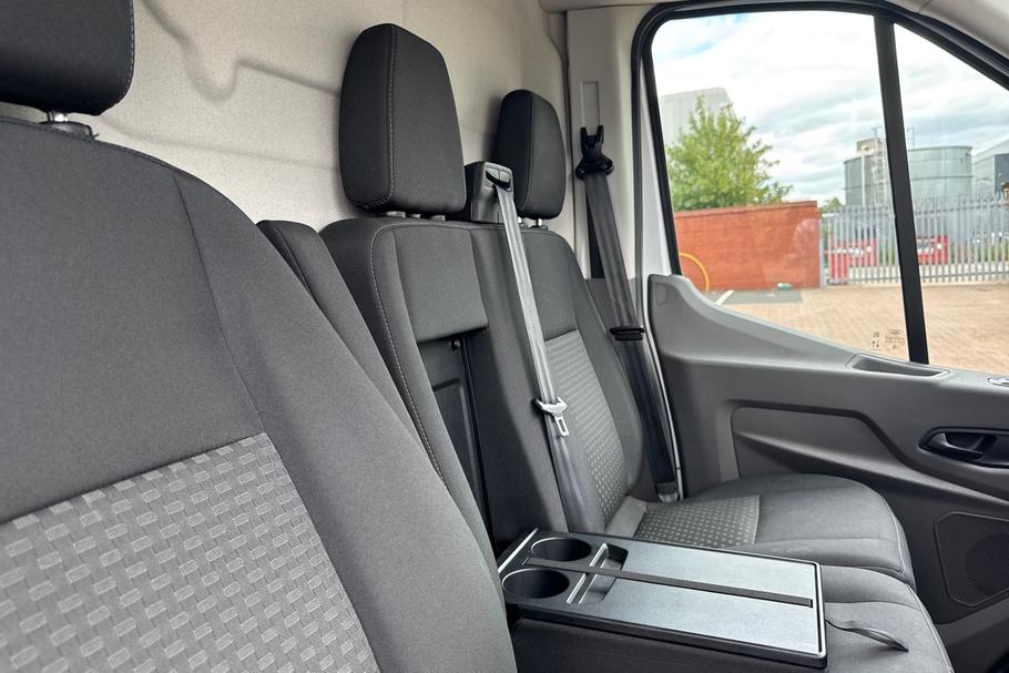 Used Ford TRANSIT CA74WUU 30