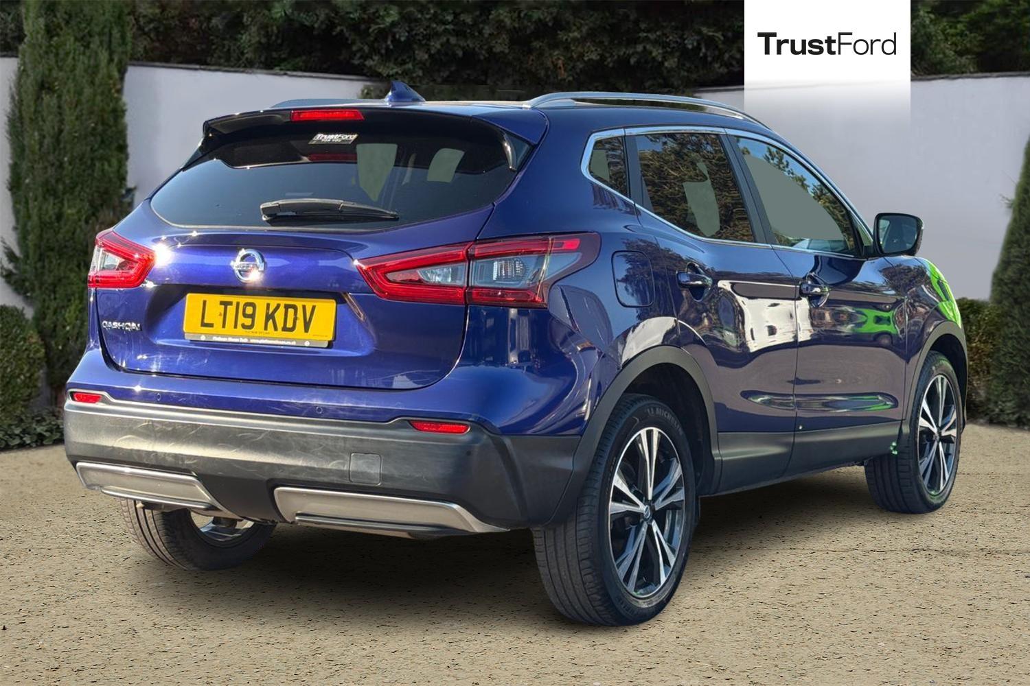 Nissan QASHQAI Photo 3