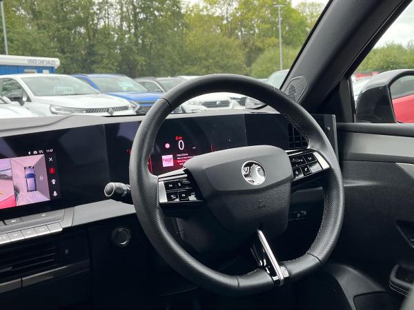 Vauxhall Astra Photo autoimg-1c340143d4d9ba073f738d5d6ef18361ae8781a8.jpg