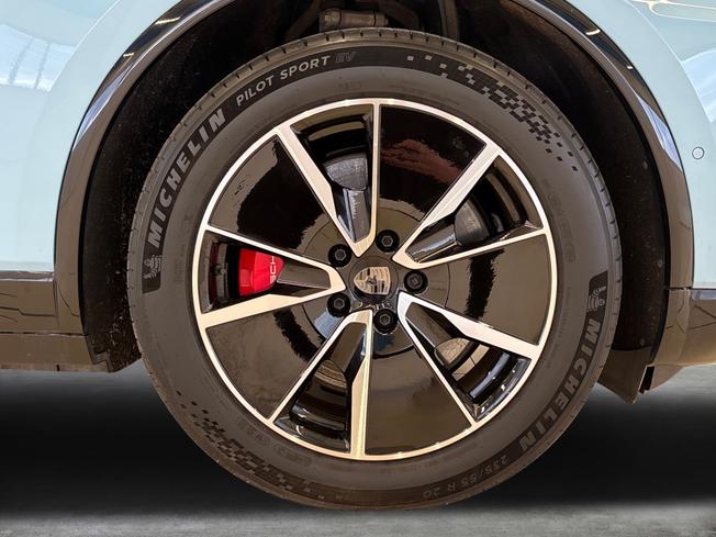 PORSCHE Macan Photo 9