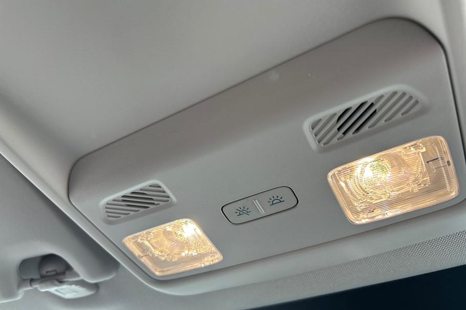 Used Ford TOURNEO CUSTOM SF20OPZ 29