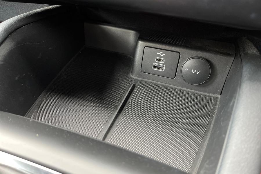Ford Kuga Photo autoimg-1c3749bde35115b8c184da90f404fbfceefe9fdf.jpg