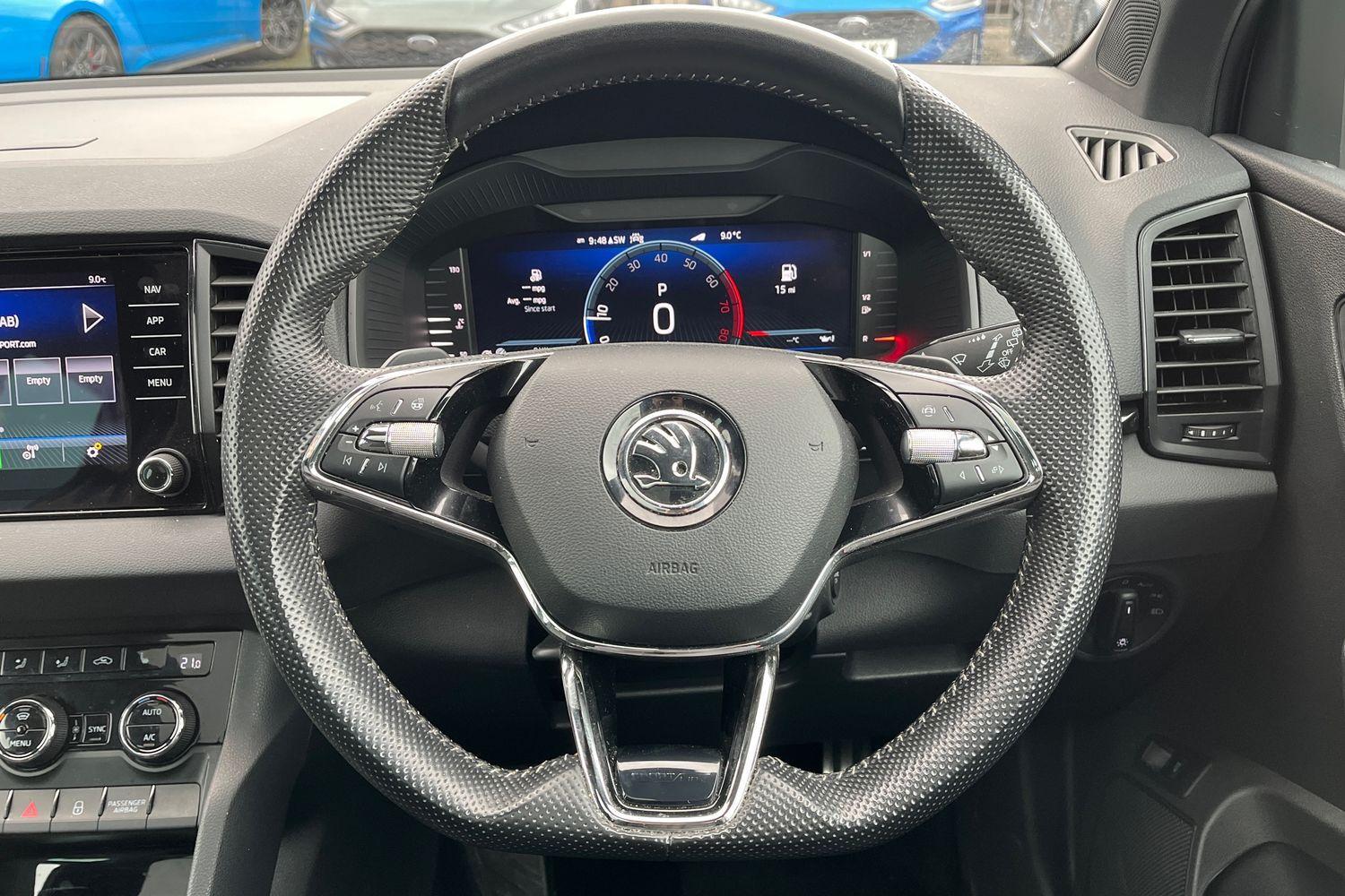 Skoda KAROQ Photo 11