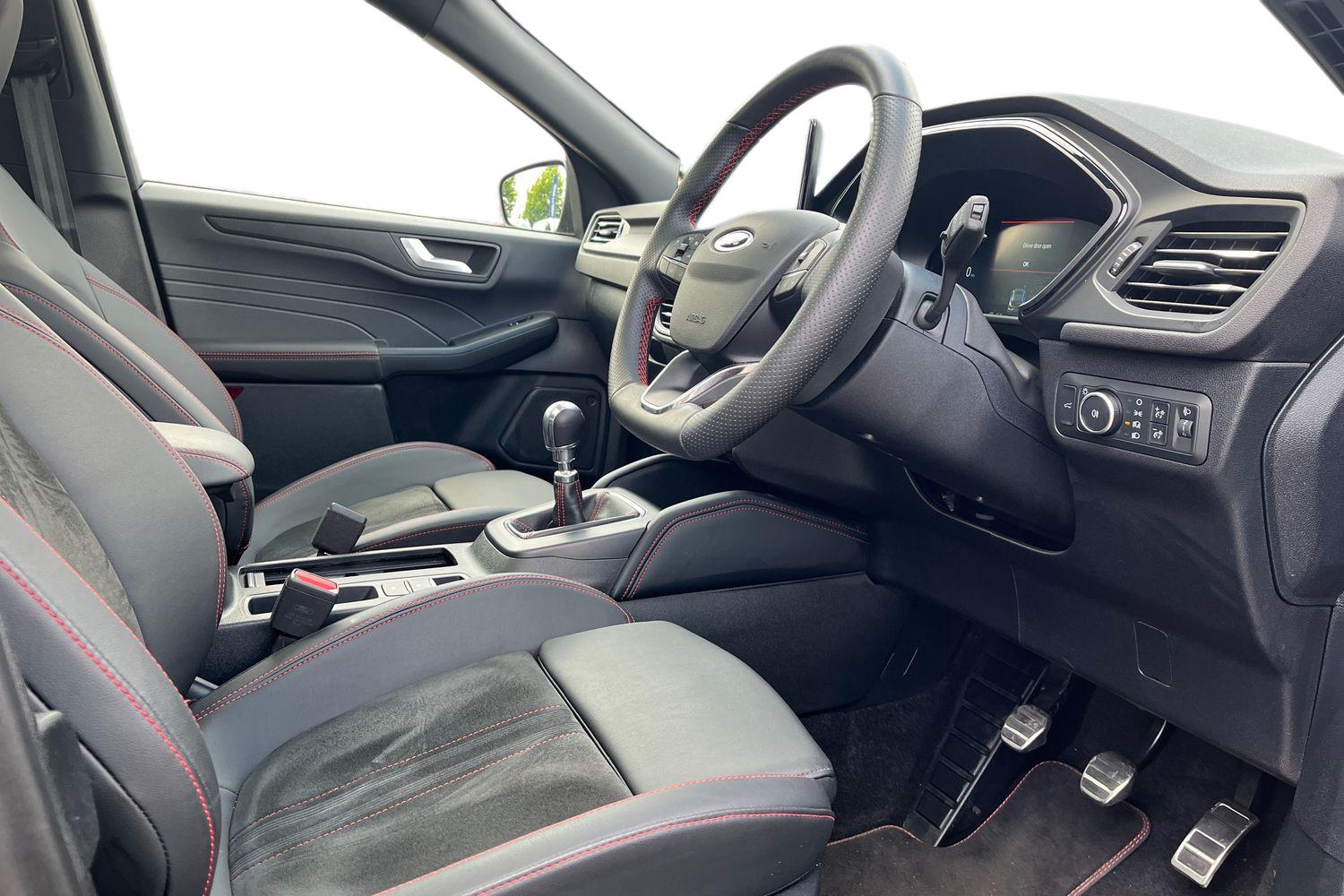 Ford KUGA Photo 8