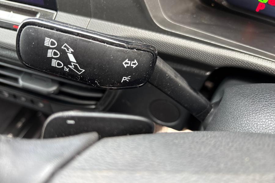 Ford TRANSIT CONNECT Photo autoimg-1c4bedc6e79a97b653dc6d4eb96ee20eb46012d0.jpg