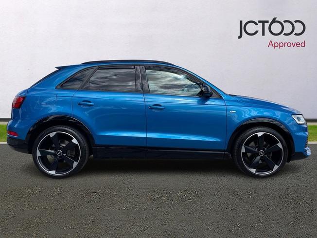 AUDI Q3 Photo 4