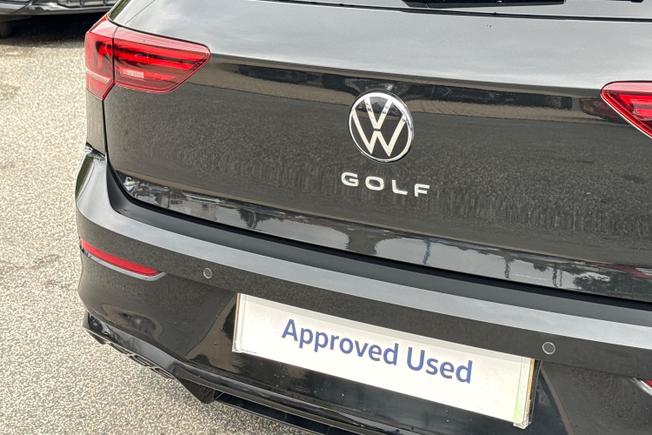VOLKSWAGEN Golf Photo 21
