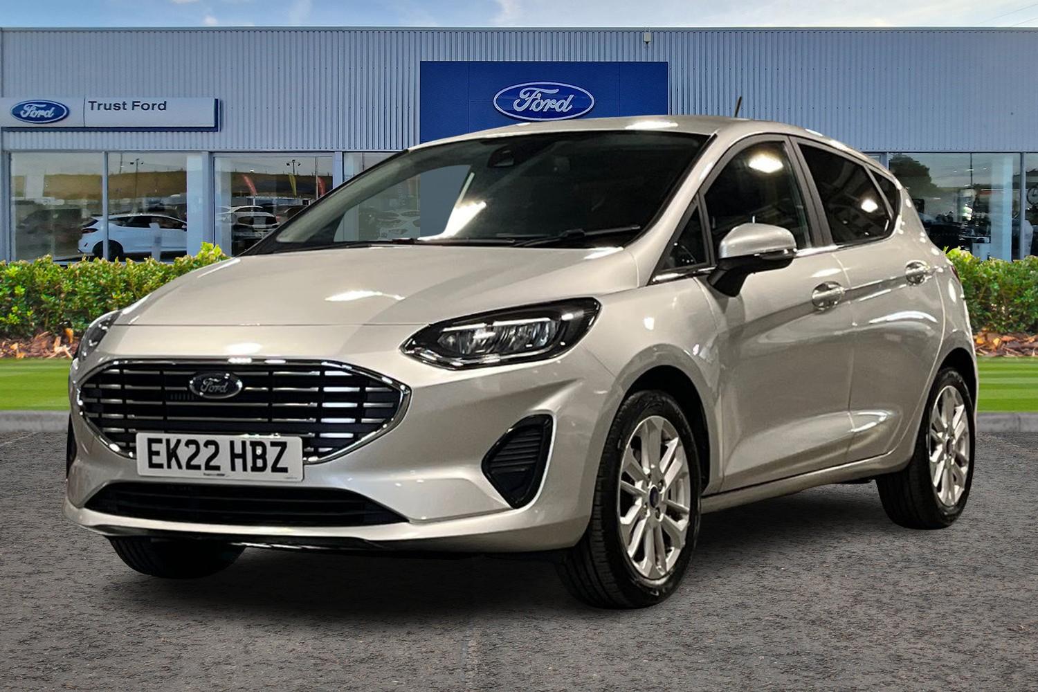 Ford FIESTA Photo 4