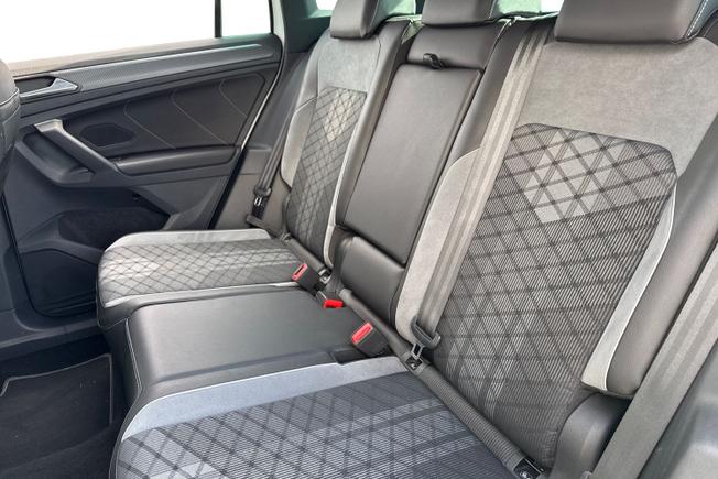 VOLKSWAGEN TIGUAN Photo 9
