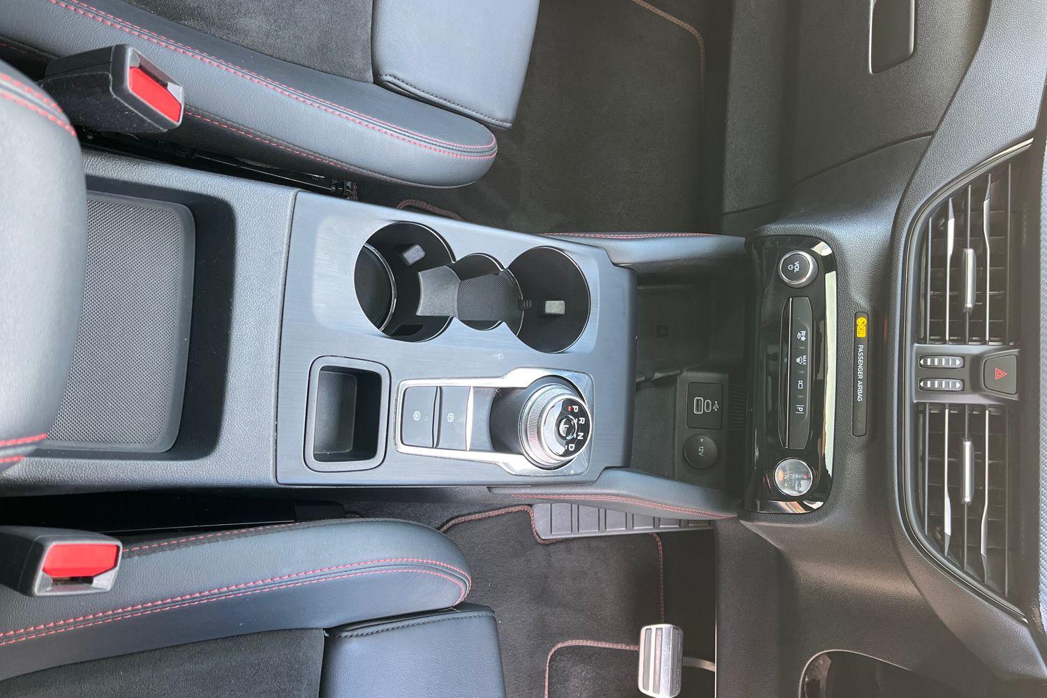 Ford Kuga Photo 32