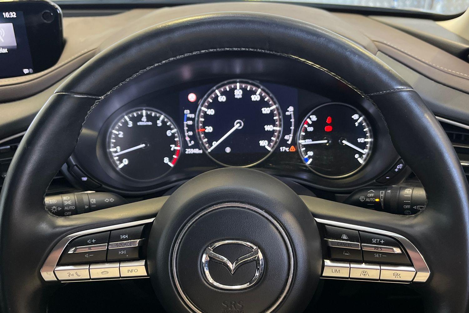 Mazda CX-30 Photo 11