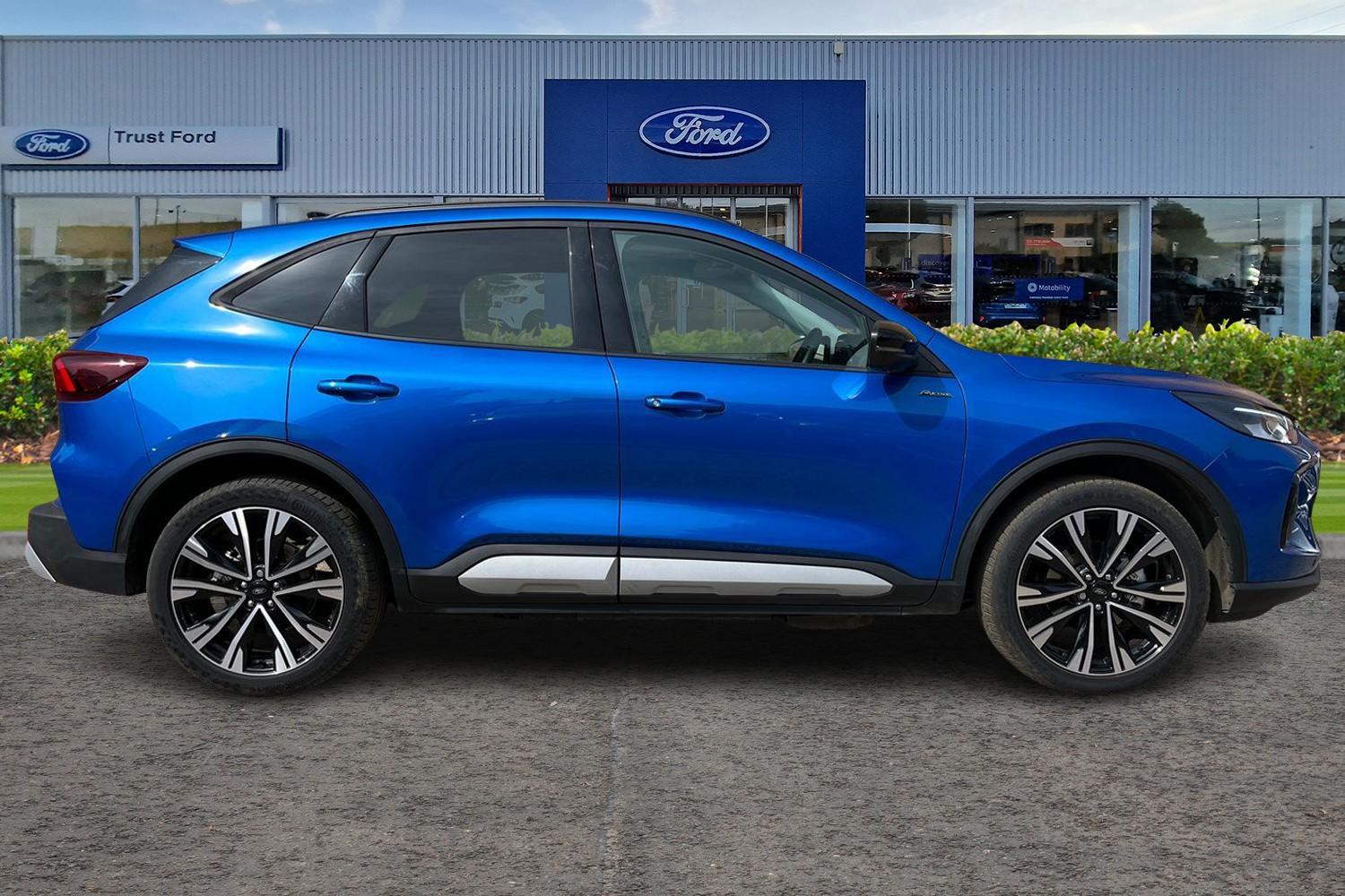 Ford KUGA Photo 2