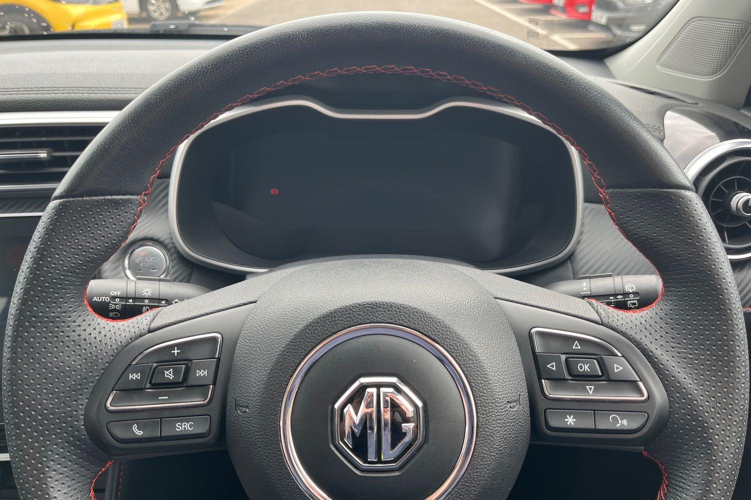 MG ZS Photo 11