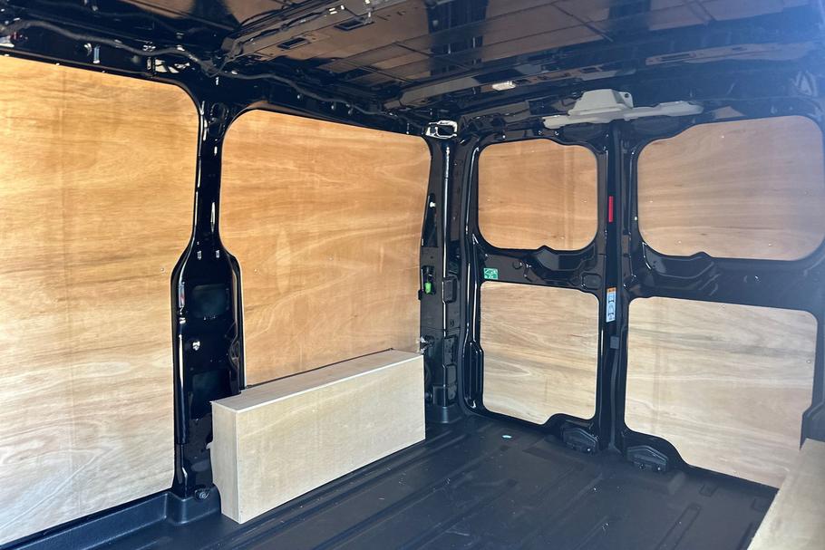 Used FORD TRANSIT CUSTOM WP75VZB 4