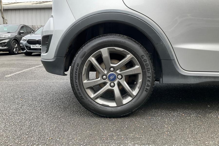Ford KA+ Photo autoimg-1c5872ab42b8ca64ee1964e53d1d0f60566a38b9.jpg