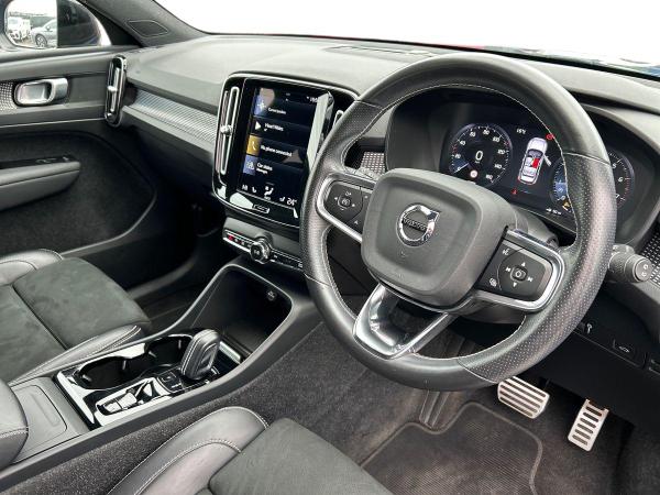 Volvo XC40 Photo autoimg-1c5ca2cb94cbe63856f411fc6230beab991c2591.jpg