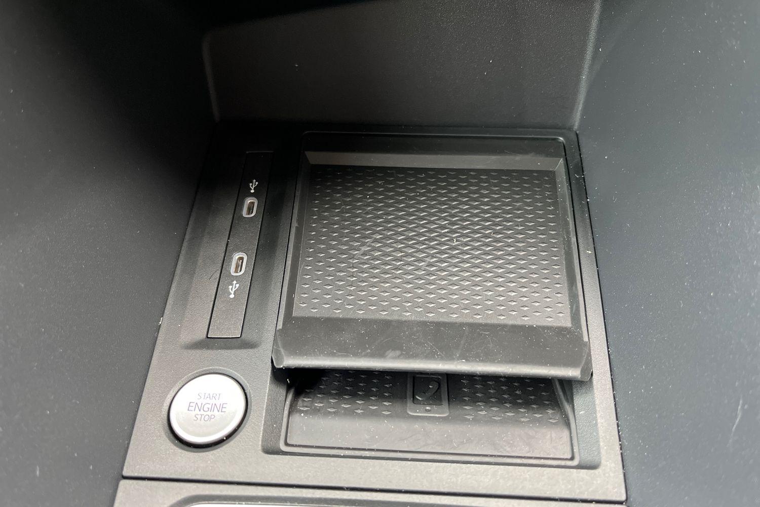 Ford Transit Connect Photo 30