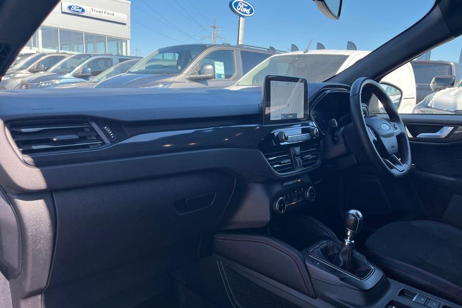 Ford Kuga Photo autoimg-1c6430f6a40cdc7cf22bce197aed50906e60aa27.jpg