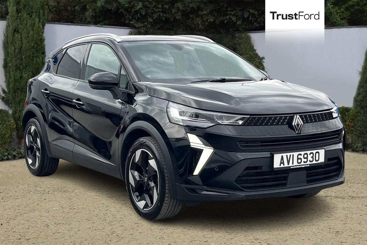 Renault Captur listing photo